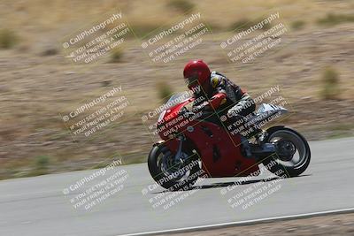 media/Apr-20-2025-AHRMA (Sun) [[393a79c373]]/Race/Group 8/Turn 4b/